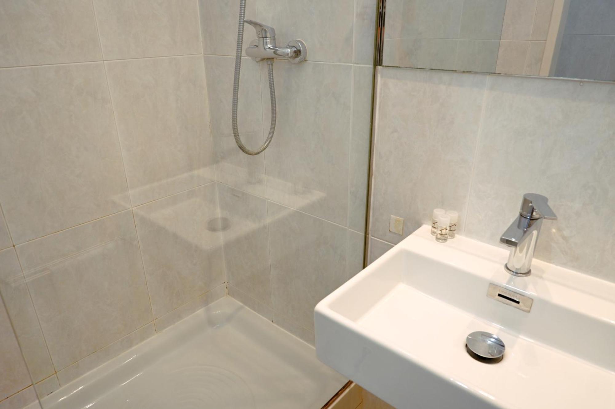 Homenfun Gracia Appartement *